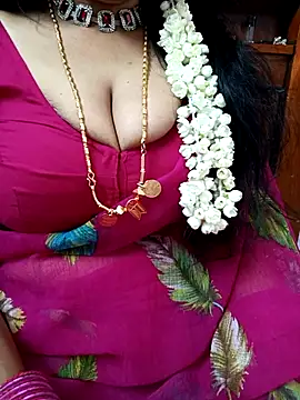 Snapshot of amala_ss chatting on March 8, 2025, 2:23 am amala ss online show from March 8, 2025, 2:23 am