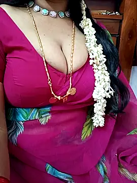 Snapshot of amala_ss chatting on March 10, 2025, 6:59 am amala ss online show from March 10, 2025, 6:59 am