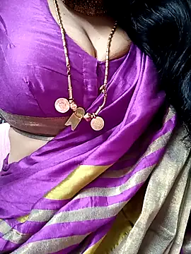 Snapshot of amala_ss chatting on November 4, 2025, 7:29 am amala ss online show from November 4, 2025, 7:29 am