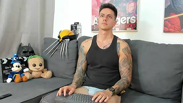 Snapshot of JeanBroc chatting on July 12, 2026, 6:32 pm JeanBroc online show from July 12, 2026, 6:32 pm