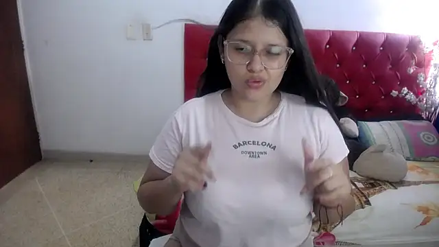 Snapshot of angel_barbie_1 chatting on May 20, 2026, 2:56 pm angel barbie 1 online show from May 20, 2026, 2:56 pm