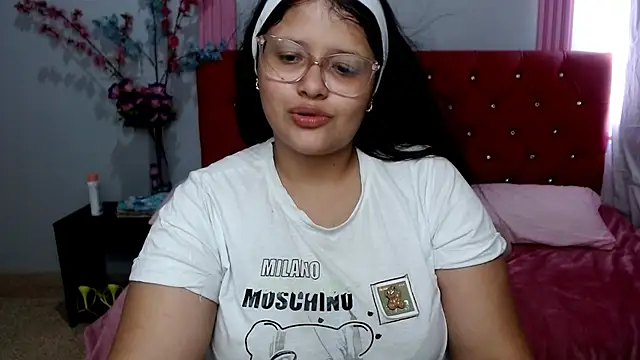 Snapshot of angel_barbie_1 chatting on July 28, 2026, 2:46 pm angel barbie 1 online show from July 28, 2026, 2:46 pm