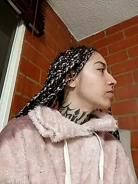 Scarllett BDSM online show from January 8, 2026, 12:02 am