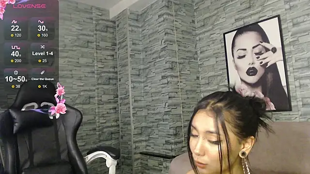  ella b online show from March 8, 2025, 6:21 am