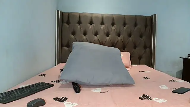 CHOCKYCHOCX2 online show from June 26, 2026, 5:34 am