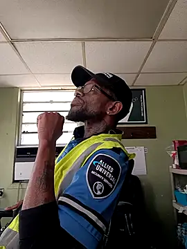 Txdarkmeat74 online show from February 10, 2026, 6:34 pm