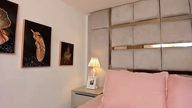 AmbarJensen online show from September 25, 2025, 12:09 pm