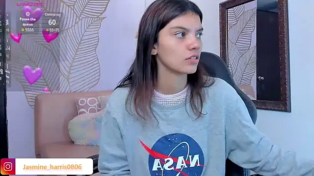 JasmineHarris online show from February 15, 2025, 12:01 pm