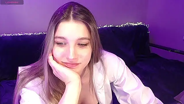 Abigail Wills online show from April 22, 2026, 3:46 pm
