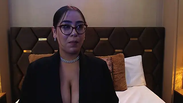 Snapshot of DevonPiers chatting on January 8, 2025, 3:07 pm DevonPiers online show from January 8, 2025, 3:07 pm