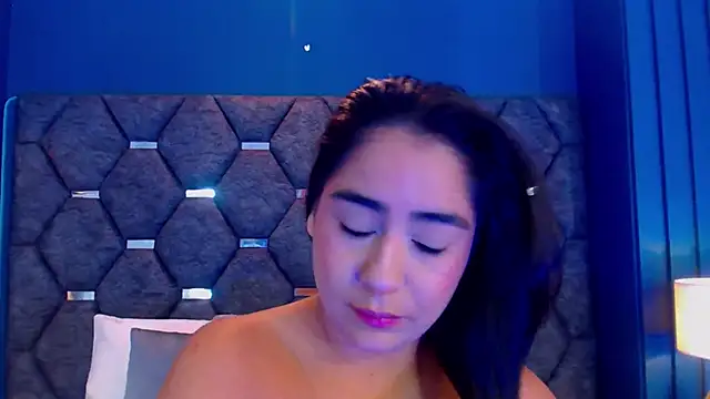 Snapshot of DevonPiers chatting on September 13, 2025, 12:05 pm DevonPiers online show from September 13, 2025, 12:05 pm