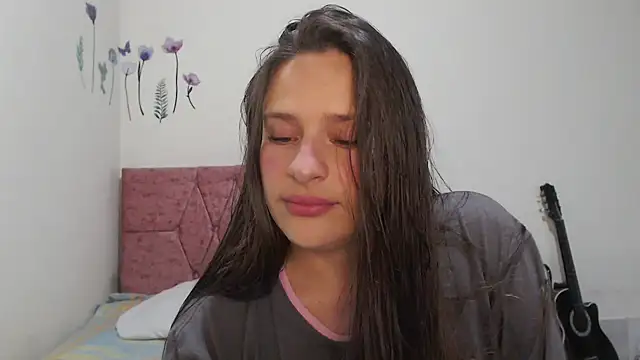 Snapshot of Serenity chatting on November 29, 2025, 9:07 pm Serenity online show from November 29, 2025, 9:07 pm