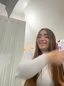 Snapshot of Tatiana_O chatting on November 23, 2025, 1:11 pm Tatiana O online show from November 23, 2025, 1:11 pm