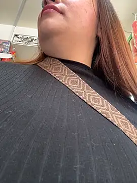 Snapshot of Tatiana_O chatting on November 29, 2025, 2:42 pm Tatiana O online show from November 29, 2025, 2:42 pm