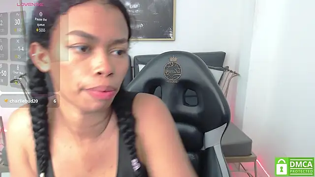 Snapshot of Shenna_brunette_ chatting on January 31, 2025, 4:06 pm Shenna brunette online show from January 31, 2025, 4:06 pm