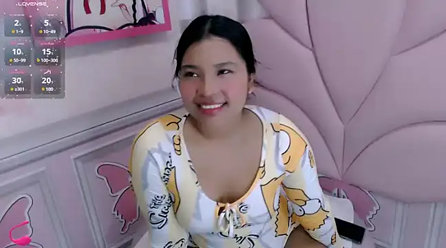 Snapshot of lauren_sofia19 chatting on December 4, 2024, 9:40 am lauren sofia19 online show from December 4, 2024, 9:40 am