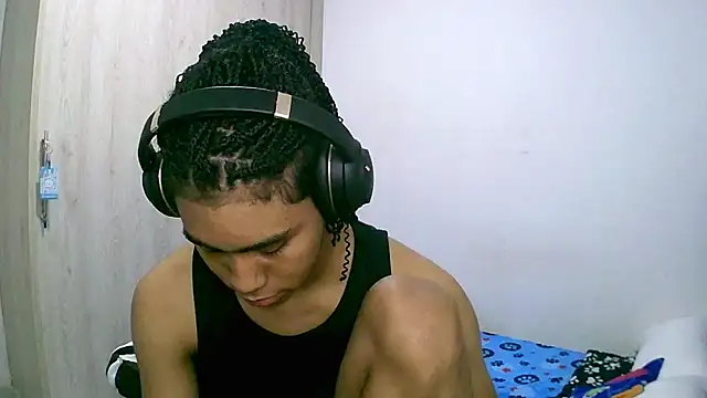 Snapshot of sexy_diamante_ chatting on November 21, 2025, 1:59 am sexy diamante online show from November 21, 2025, 1:59 am