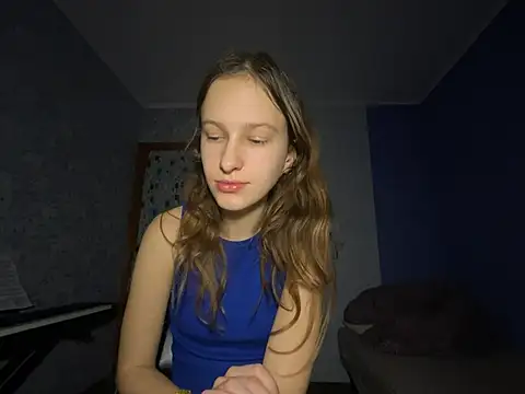 Snapshot of Eva_Angel3 chatting on December 21, 2024, 6:34 pm Eva Angel3 online show from December 21, 2024, 6:34 pm