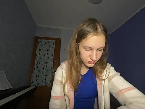 Snapshot of Eva_Angel3 chatting on December 22, 2024, 6:15 pm Eva Angel3 online show from December 22, 2024, 6:15 pm