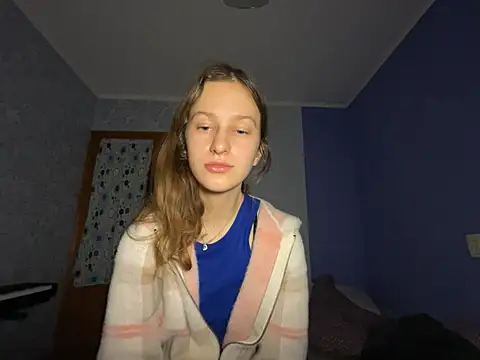 Snapshot of Eva_Angel3 chatting on January 16, 2025, 7:10 pm Eva Angel3 online show from January 16, 2025, 7:10 pm