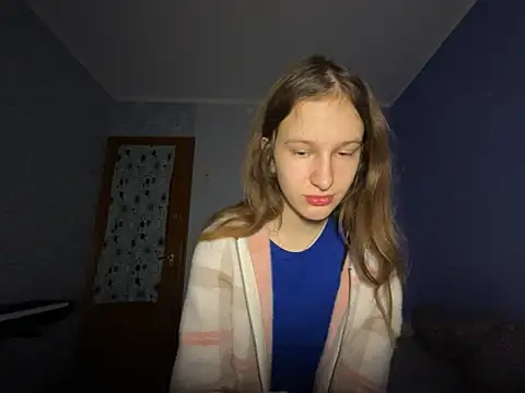 Snapshot of Eva_Angel3 chatting on January 19, 2025, 4:57 pm Eva Angel3 online show from January 19, 2025, 4:57 pm