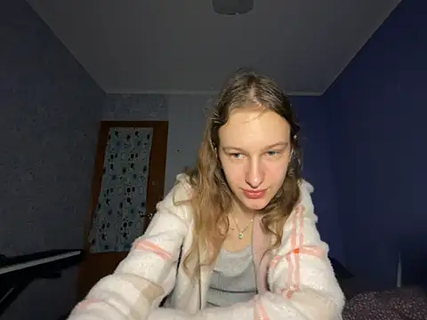 Snapshot of Eva_Angel3 chatting on March 12, 2025, 6:22 pm Eva Angel3 online show from March 12, 2025, 6:22 pm