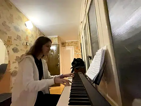 Snapshot of Eva_Angel3 chatting on October 1, 2025, 5:41 pm Eva Angel3 online show from October 1, 2025, 5:41 pm