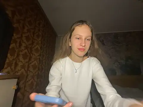 Snapshot of Eva_Angel3 chatting on October 15, 2025, 5:57 pm Eva Angel3 online show from October 15, 2025, 5:57 pm