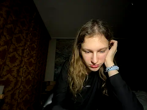 Snapshot of Eva_Angel3 chatting on December 2, 2025, 4:35 pm Eva Angel3 online show from December 2, 2025, 4:35 pm