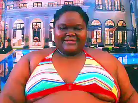 Snapshot of EbonyHotBuns chatting on May 5, 2026, 6:27 pm EbonyHotBuns online show from May 5, 2026, 6:27 pm