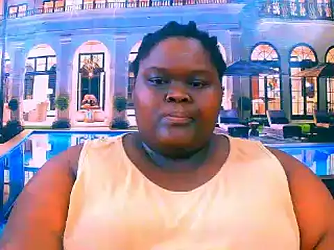 Snapshot of EbonyHotBuns chatting on May 7, 2026, 6:52 am EbonyHotBuns online show from May 7, 2026, 6:52 am