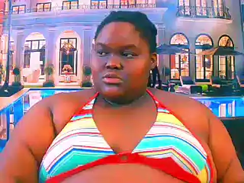 Snapshot of EbonyHotBuns chatting on May 11, 2026, 5:13 am EbonyHotBuns online show from May 11, 2026, 5:13 am