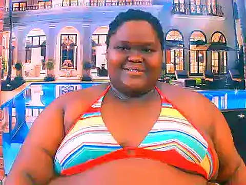 Snapshot of EbonyHotBuns chatting on June 3, 2026, 6:13 pm EbonyHotBuns online show from June 3, 2026, 6:13 pm