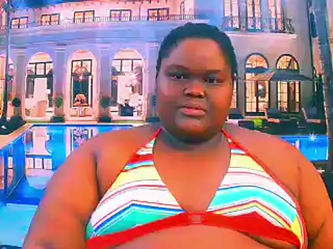 Snapshot of EbonyHotBuns chatting on June 11, 2026, 5:05 am EbonyHotBuns online show from June 11, 2026, 5:05 am