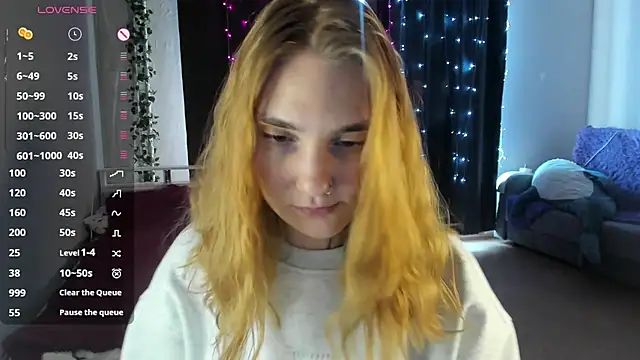 ReddHotPipper online show from March 10, 2025, 7:10 am