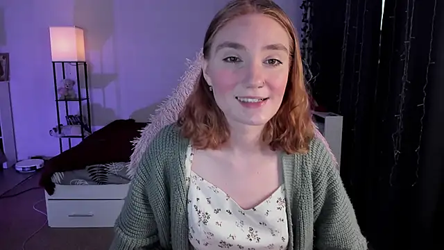 ReddHotPipper online show from November 6, 2025, 2:45 am