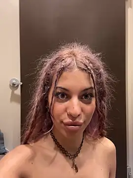 Snapshot of AlyssaHottv_ chatting on February 3, 2025, 3:06 pm AlyssaHottv online show from February 3, 2025, 3:06 pm