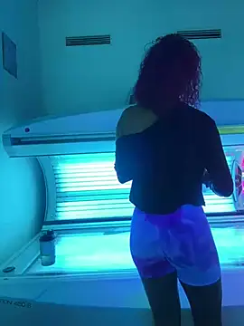 Snapshot of AlyssaHottv_ chatting on February 9, 2025, 12:52 pm AlyssaHottv online show from February 9, 2025, 12:52 pm