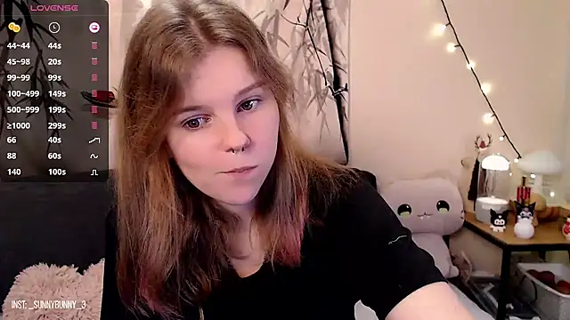 Snapshot of Moona_xx chatting on January 28, 2025, 10:12 pm Moona xx online show from January 28, 2025, 10:12 pm