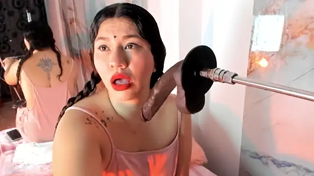 hade cute online show from June 1, 2026, 3:25 pm
