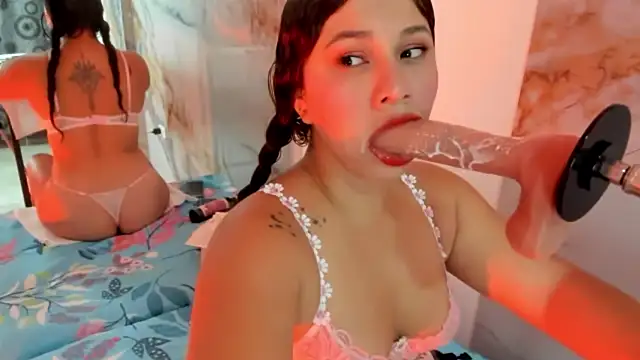 hade cute online show from July 22, 2026, 3:04 pm