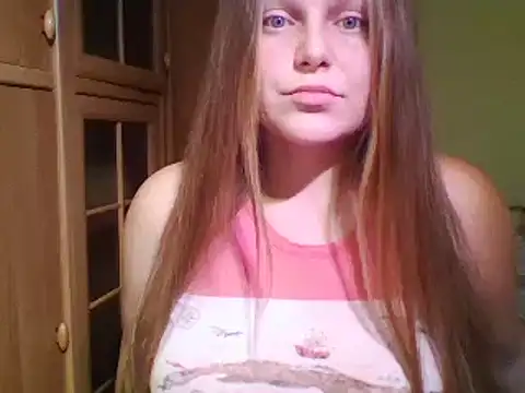 Evasapples online show from December 26, 2024, 9:15 pm