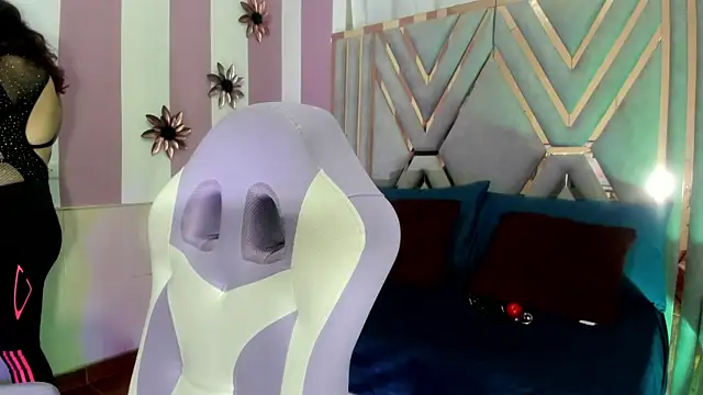 Snapshot of maria_paulac chatting on December 19, 2024, 4:56 am maria paulac online show from December 19, 2024, 4:56 am