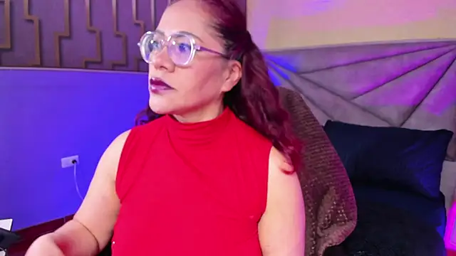 Snapshot of maria_paulac chatting on September 25, 2025, 5:00 am maria paulac online show from September 25, 2025, 5:00 am