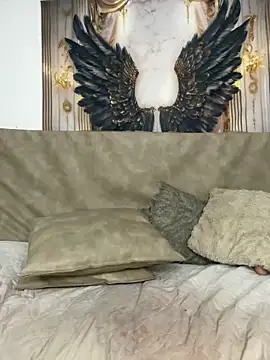 remyflux666 online show from March 16, 2025, 10:20 pm