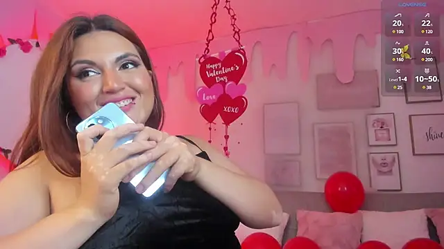 Snapshot of becca_diamond chatting on February 12, 2025, 10:48 pm becca diamond online show from February 12, 2025, 10:48 pm