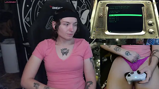 BrandiWRLD 999 online show from January 14, 2025, 9:30 pm