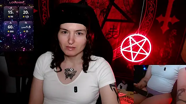 BrandiWRLD 999 online show from October 16, 2025, 9:38 pm