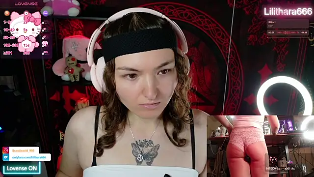 BrandiWRLD 999 online show from December 16, 2025, 8:14 pm