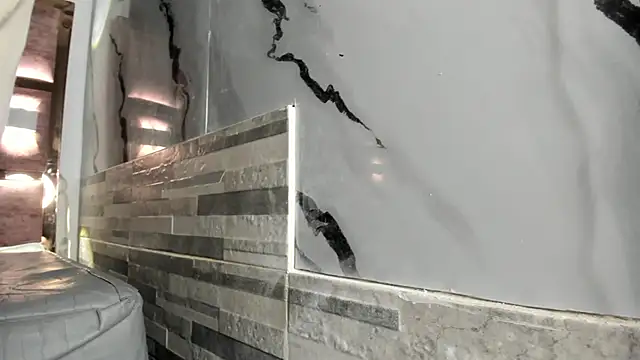 tifany bigdick online show from October 24, 2025, 6:48 pm